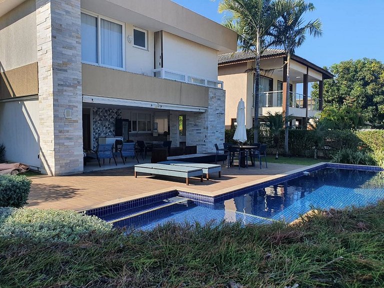 Casa Luxo em Guarajuba | 5 Suítes | Piscina Privativa | Cond
