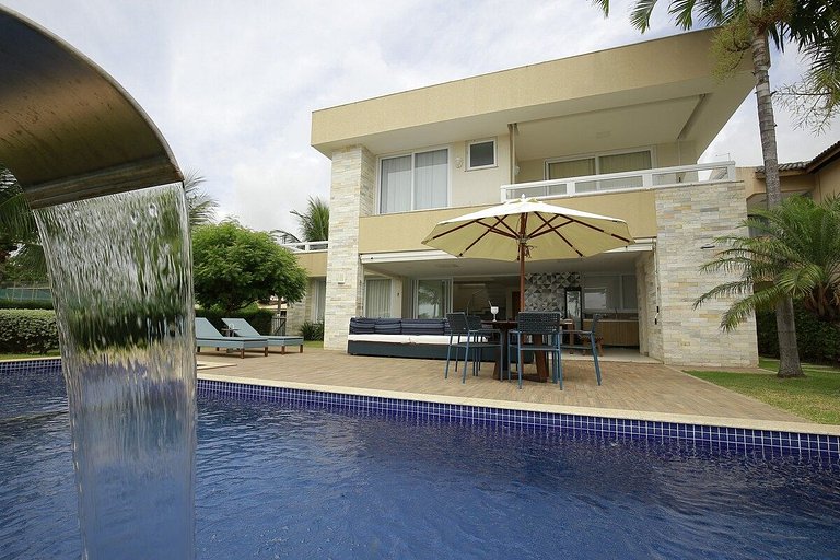 Casa Luxo em Guarajuba | 5 Suítes | Piscina Privativa | Cond