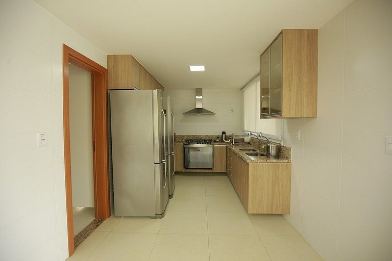 Casa Luxo em Guarajuba | 5 Suítes | Piscina Privativa | Cond