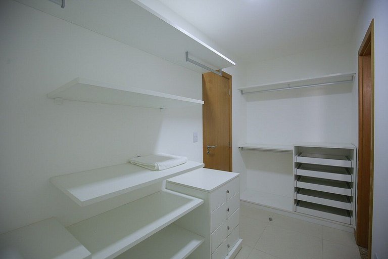 Casa Luxo em Guarajuba | 5 Suítes | Piscina Privativa | Cond