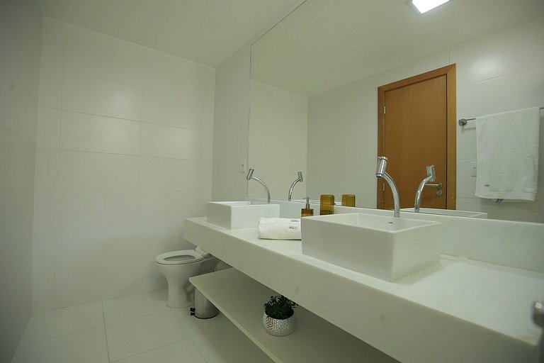 Casa Luxo em Guarajuba | 5 Suítes | Piscina Privativa | Cond