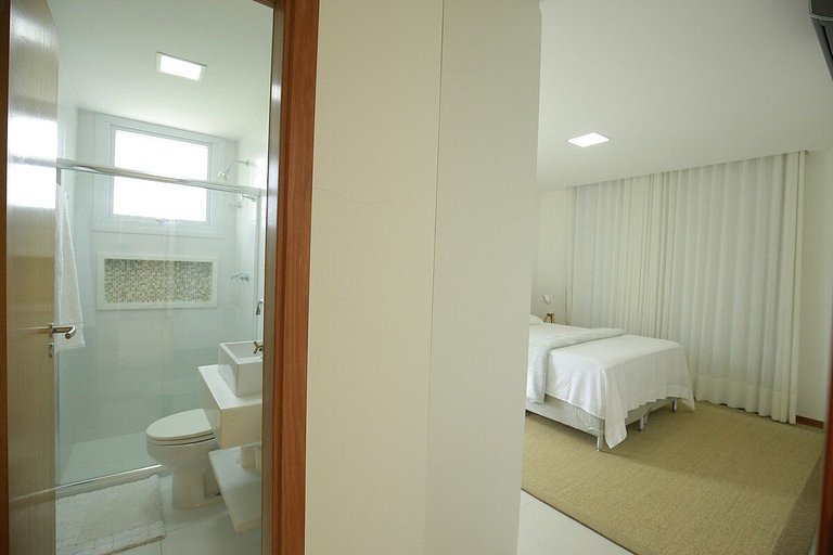 Casa Luxo em Guarajuba | 5 Suítes | Piscina Privativa | Cond